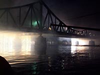 Feuerregen an der n�rdlichen Seite der Glienicker Br�cke