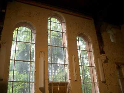 Fenster in der Kapelle des Kaiserin-Augusta-Stifts