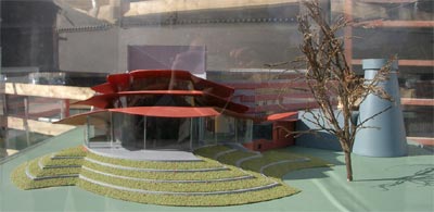 Modell des Theaterneubaus, daß zur Grundsteinlegung am 14. Oktober 2003 gezeigt wurde